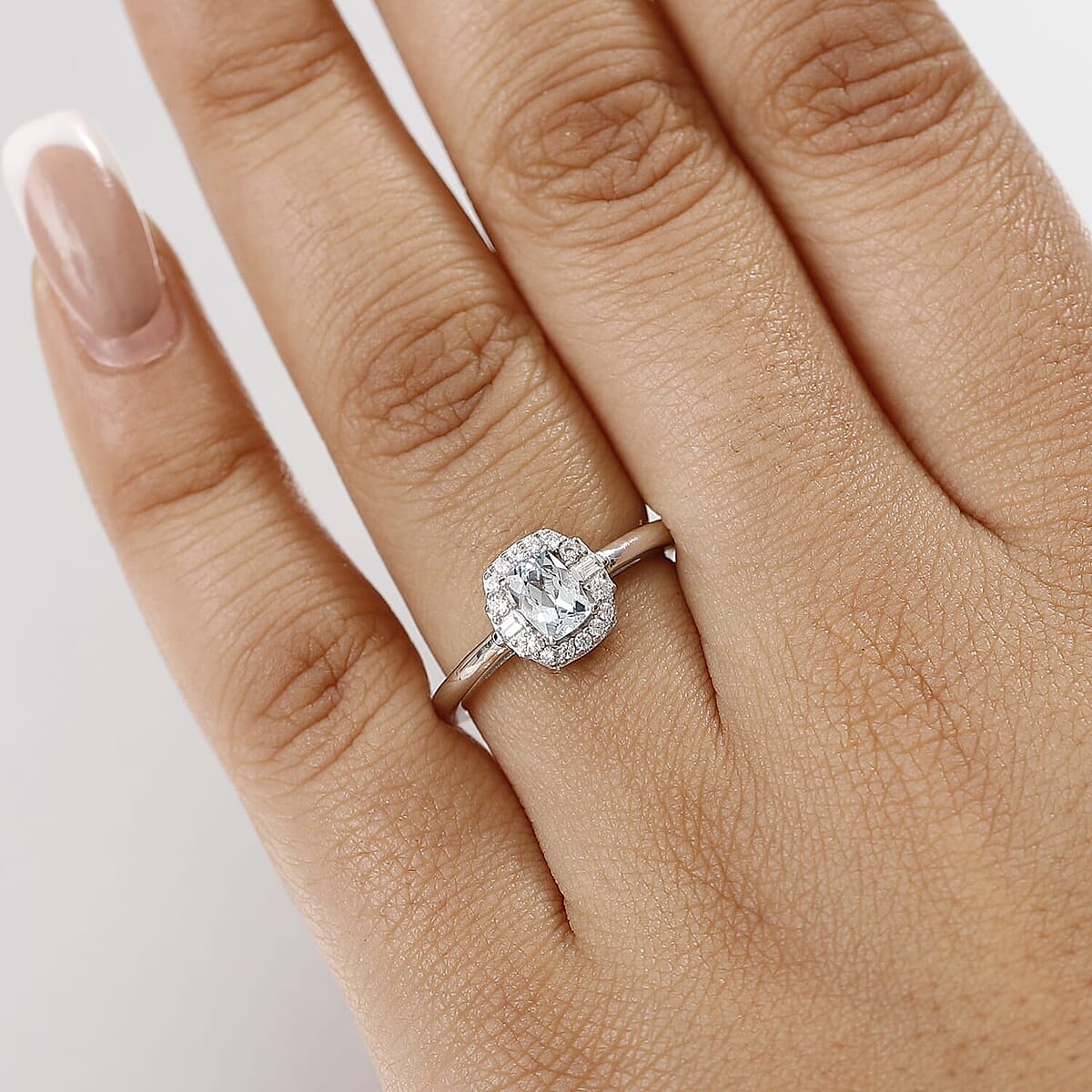 D'Joy Premium Mangoro Aquamarine and White Zircon 0.70 ctw Ocean Serenity Ring in Rhodium Over Sterling Silver (Size 7.0) image number 2