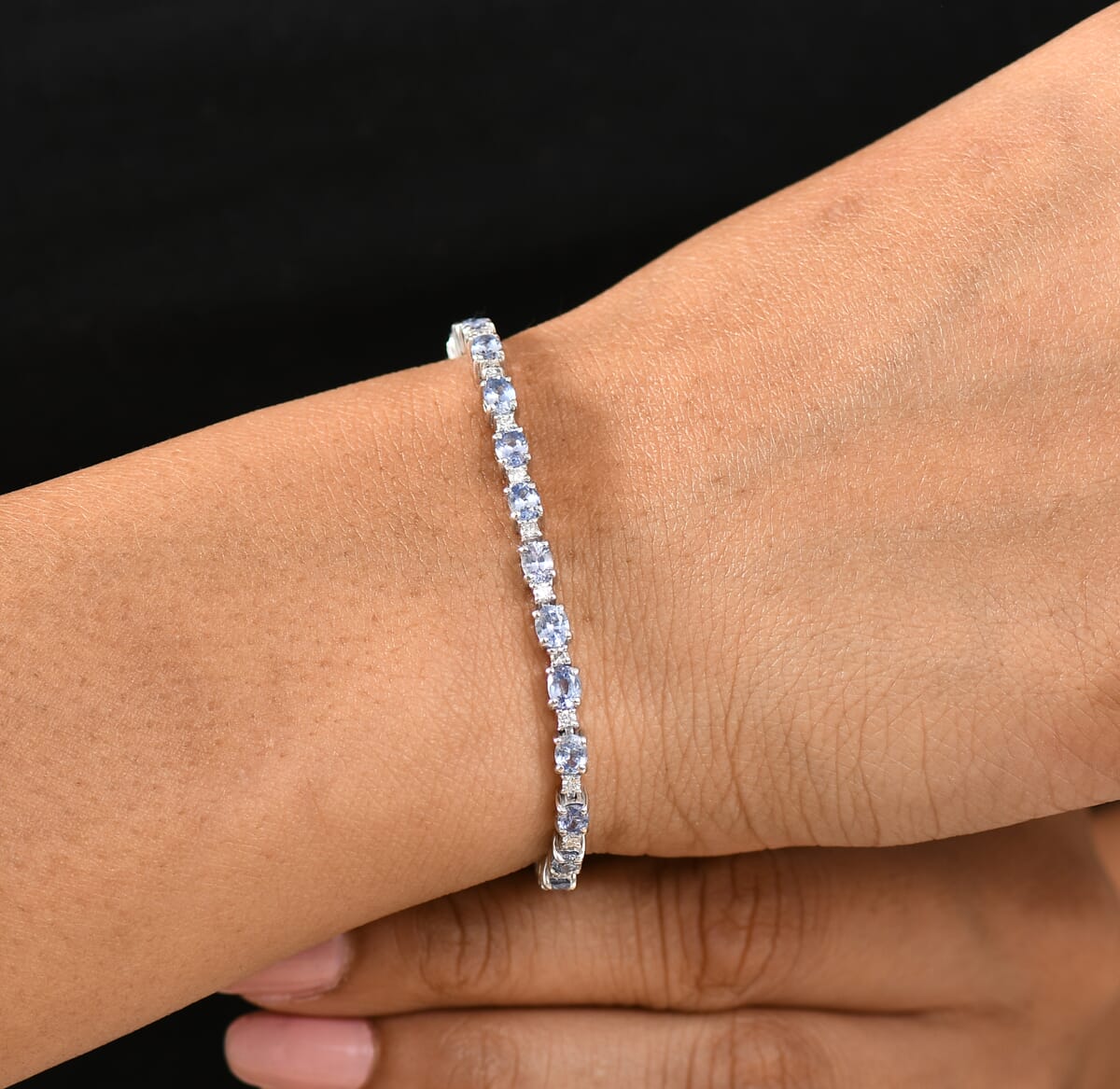 Ceylon Blue Sapphire and Luxuriant Lab Grown Diamond 7.00 ctw Water Bubbles Bracelet in Rhodium Over Sterling Silver (6.50 In) image number 2