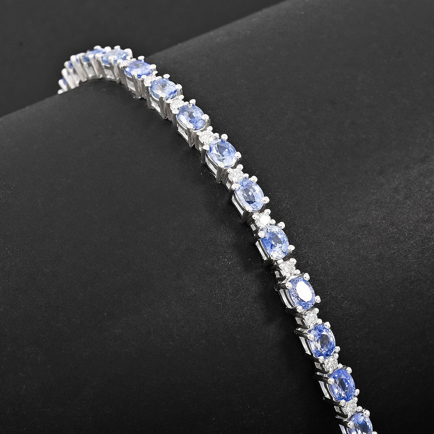 Ceylon Blue Sapphire / 7.25 Inches - Product card gallery slide 2 (10177940980025)