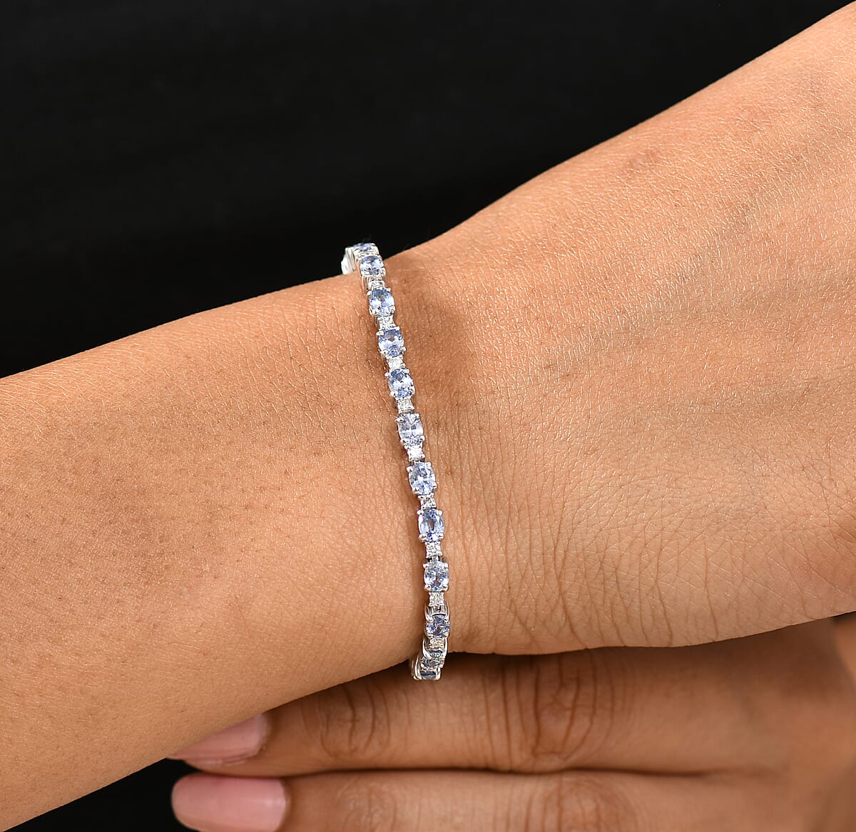 Ceylon Blue Sapphire and Luxuriant Lab Grown Diamond 7.50 ctw Water Bubbles Bracelet in Rhodium Over Sterling Silver (8.00 In) image number 2
