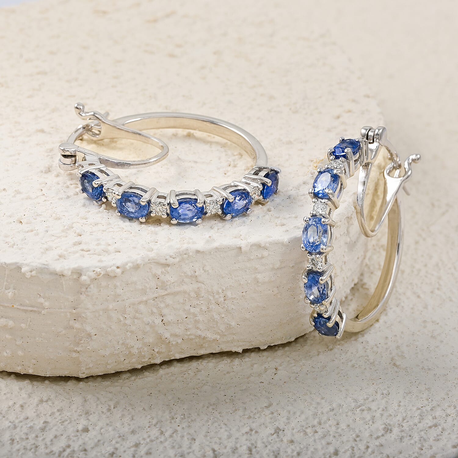 Ceylon Blue Sapphire - Product card gallery slide 2 (10146000437531)