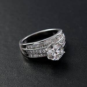 D'Joy Moissanite 3.60 ctw Ring in Rhodium Over Sterling Silver (Size 10.0)