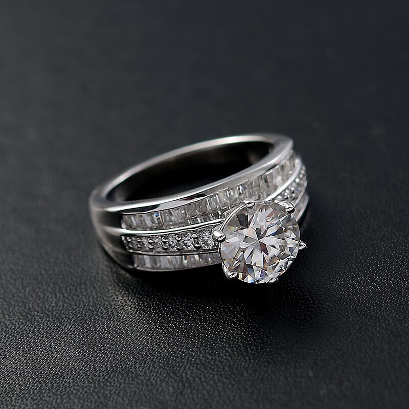 D'Joy Moissanite 3.60 ctw Ring in Rhodium Over Sterling Silver (Size 10.0)