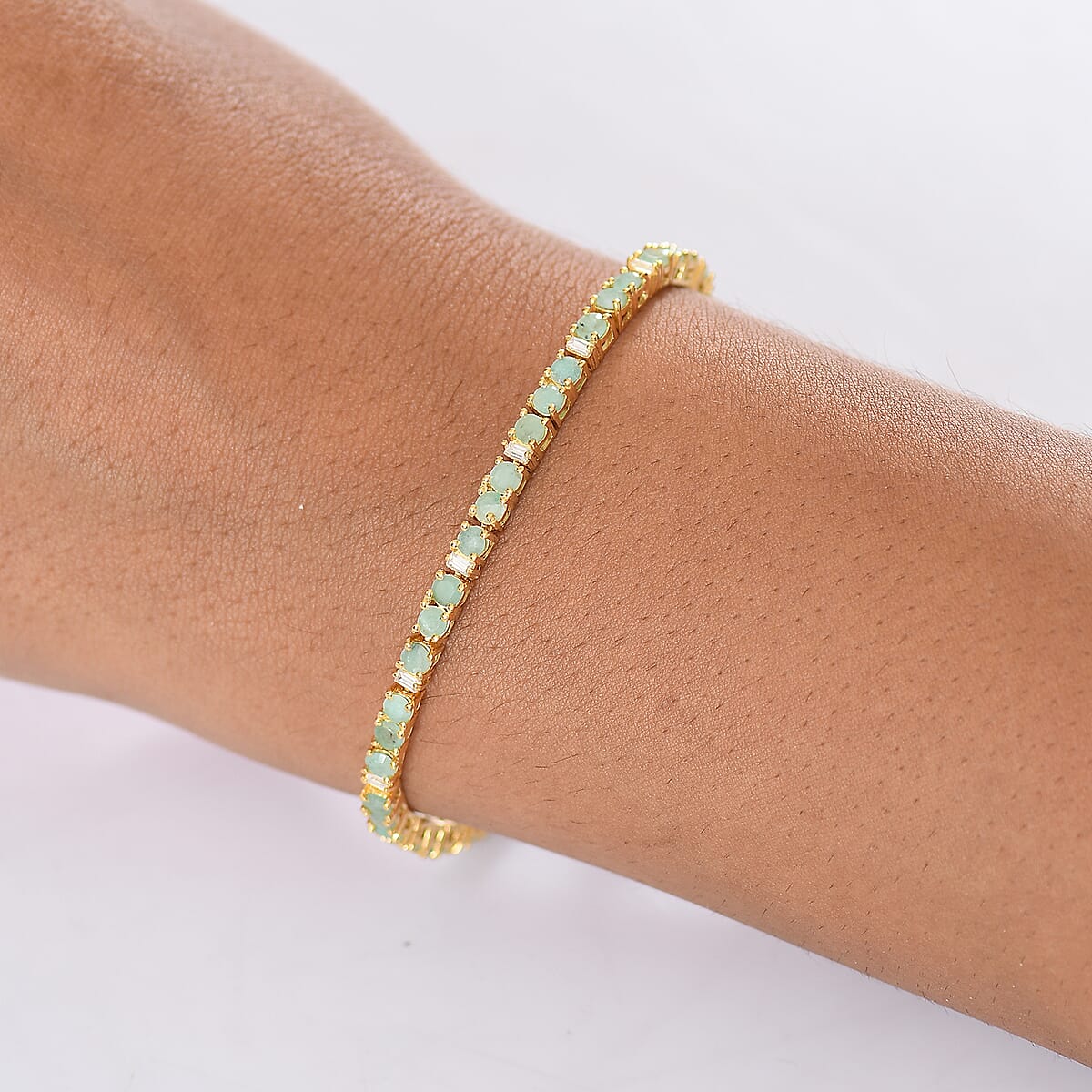 EverTrue Emerald and Moissanite 4.20 ctw Minimalist Aura Bracelet in 18K YG Plated (6.50 In) image number 2