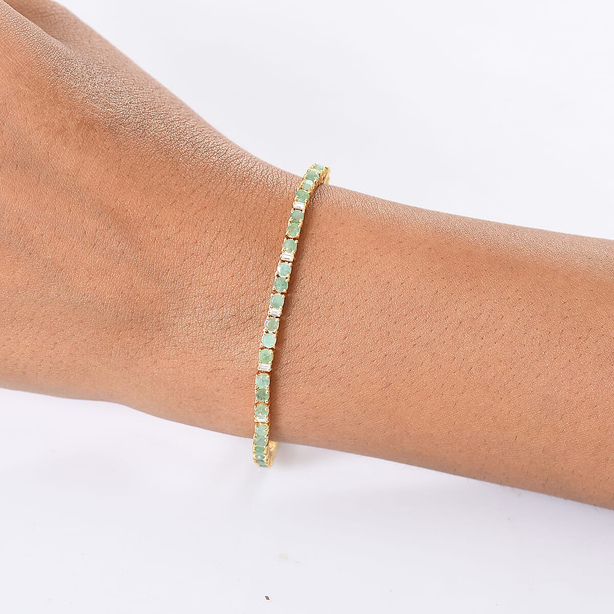 EverTrue Emerald and Moissanite 4.50 ctw Minimalist Aura Bracelet in 18K YG Plated (7.25 In) image number 2