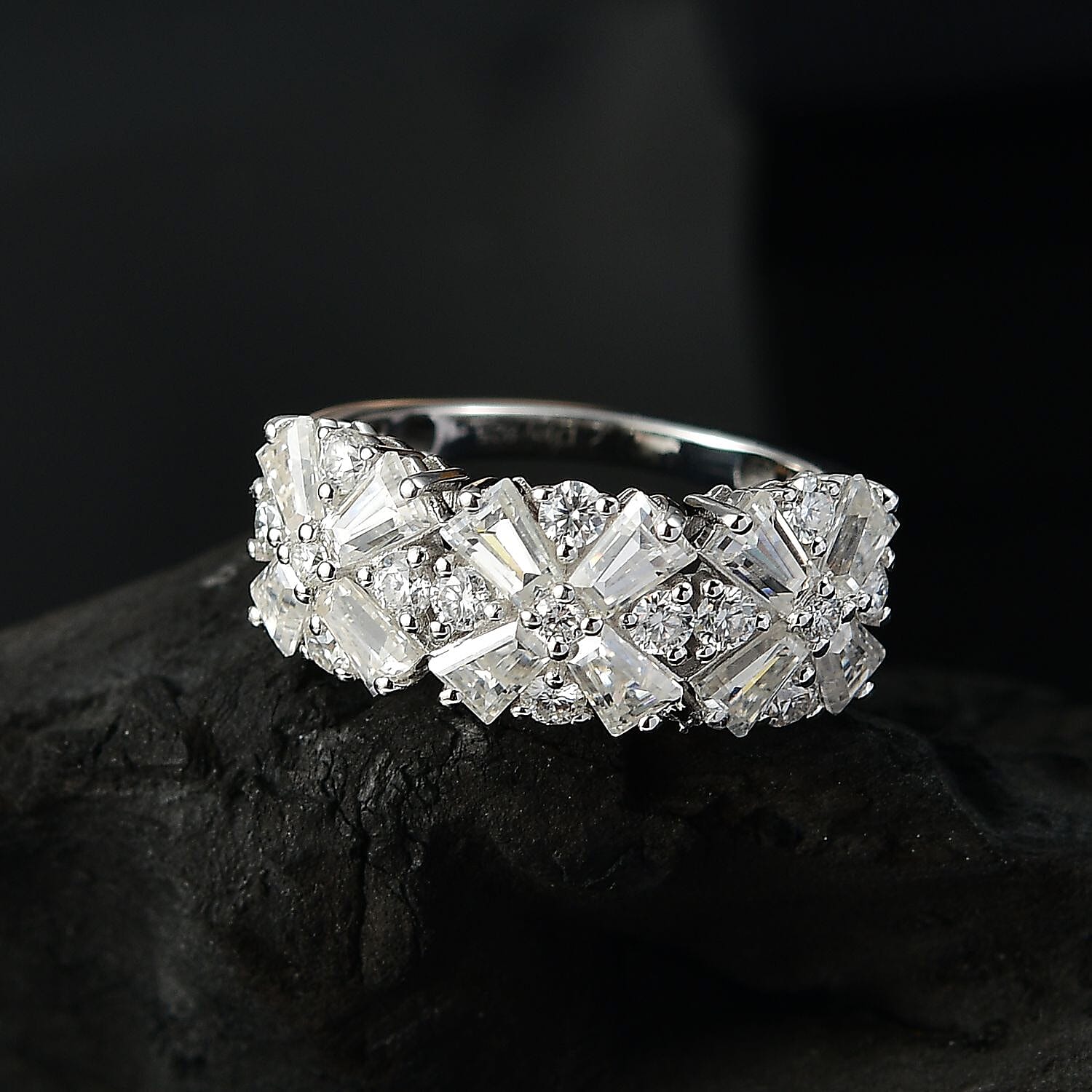 D'Joy Moissanite 2.70 ctw Snowflakes Ring in Rhodium Over Sterling Silver (Size 10.0)