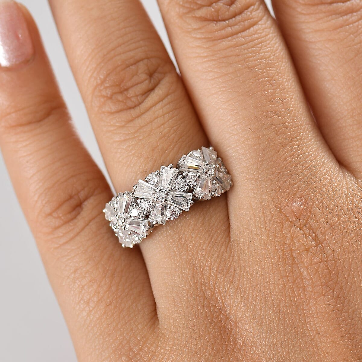 D'Joy Moissanite 2.70 ctw Snowflakes Ring in Rhodium Over Sterling Silver (Size 10.0) image number 2