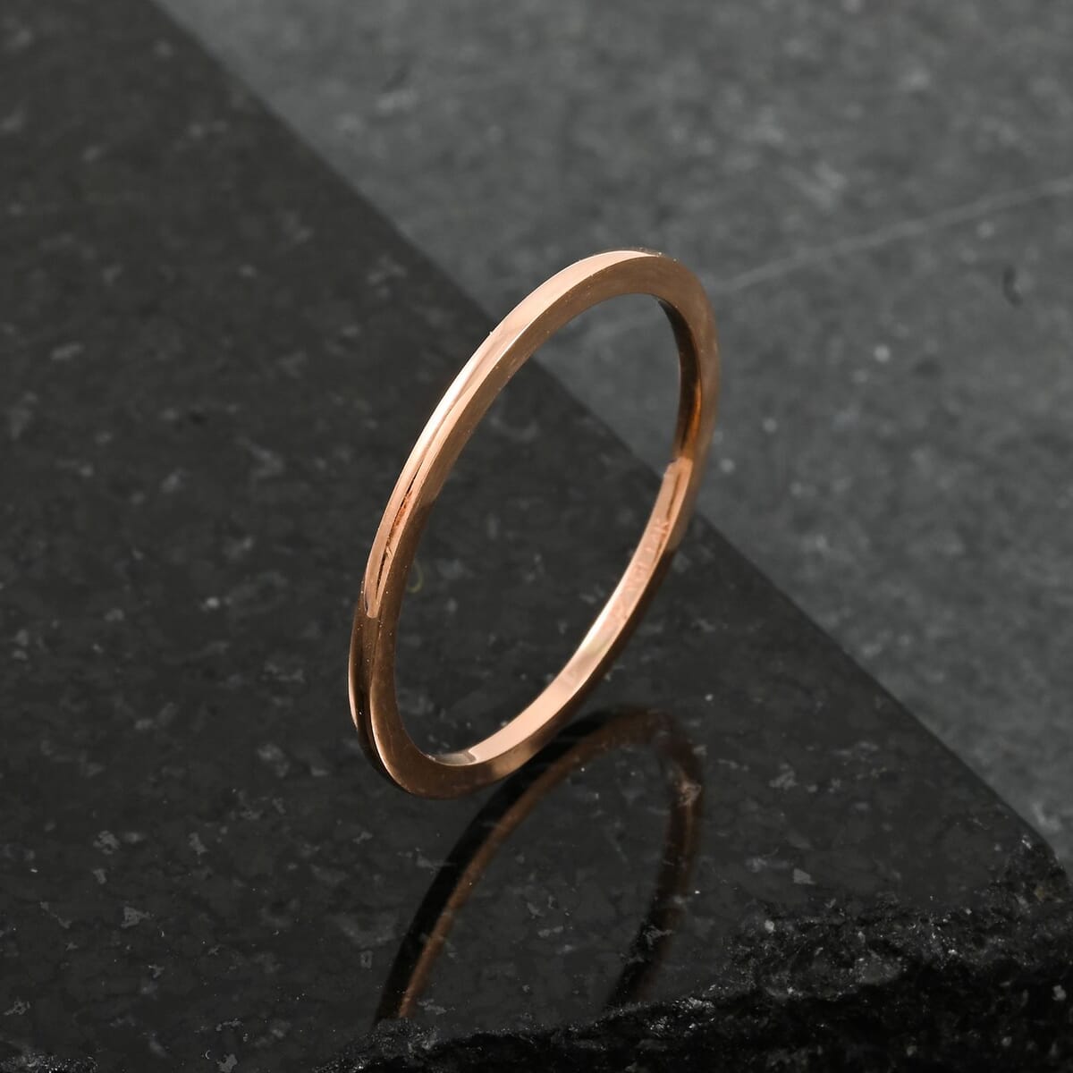 1mm Polished Band Ring in 14K Rose Gold (Size 10.0) 1.05 Grams image number 1