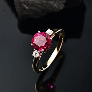 Certified & Appraised 10K Yellow Gold AAA Luxuriant Bixbite (LG) and Lab Grown Diamond (E-F, VS) Ring (Size 7.5) 2.51 ctw