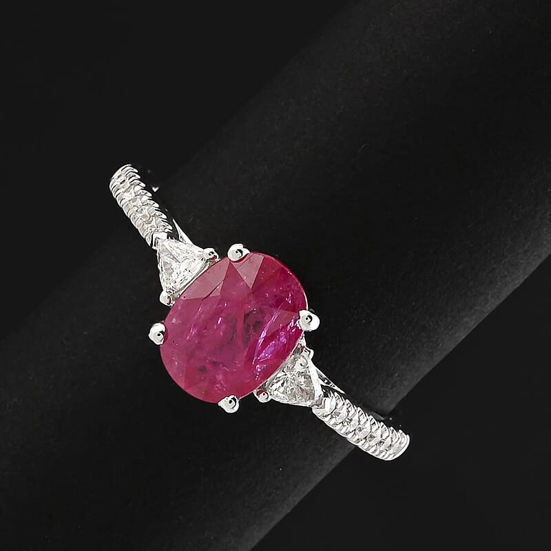 Certified & Appraised Rhapsody AAAA Mozambique Ruby and E-F VS Diamond 1.70 ctw Ring in 950 Platinum (Size 5.5) 5.36 Grams