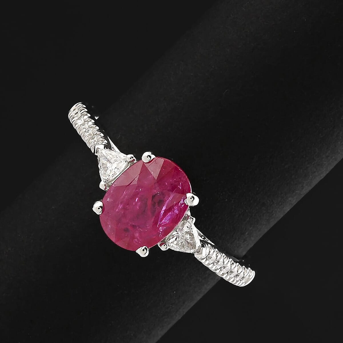 Certified & Appraised Rhapsody AAAA Mozambique Ruby and E-F VS Diamond 1.70 ctw Ring in 950 Platinum (Size 9.5) 5.36 Grams image number 1