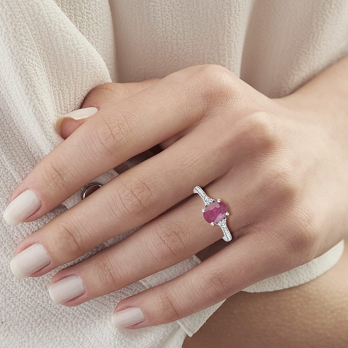 Certified & Appraised Rhapsody AAAA Mozambique Ruby and E-F VS Diamond 1.70 ctw Ring in 950 Platinum (Size 9.5) 5.36 Grams image number 2