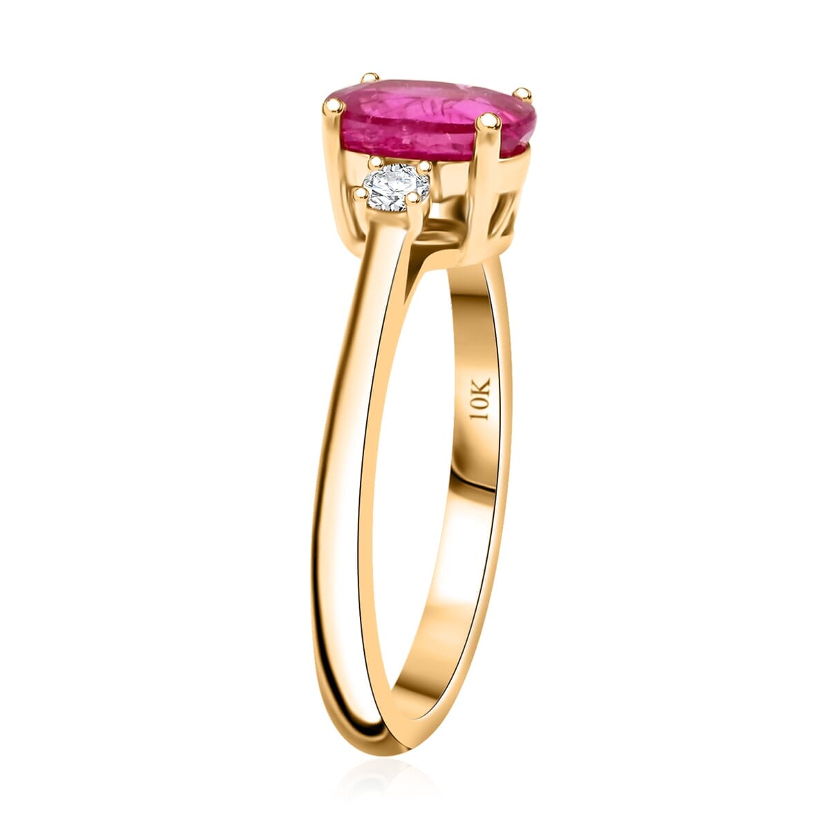 Certified & Appraised Luxoro AAA Mozambique Ruby and I2 Diamond 1.65 ctw Ring in 10K Yellow Gold (Size 10.0) image number 3