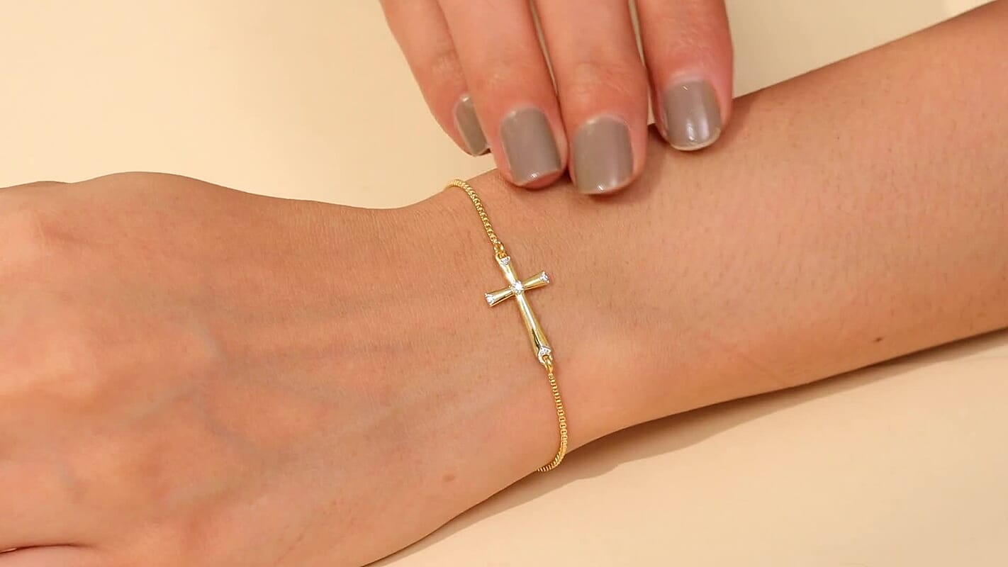 D'Joy Moissanite 0.05 ctw Chain Bracelet in 18K Vermeil Yellow Gold Over Sterling Silve (7.25 In)