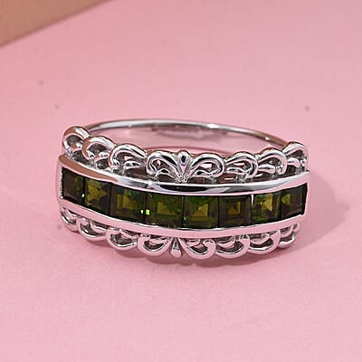 Chrome Diopside 1.25 ctw Regal Arc Ring in Rhodium Over Sterling Silver (Size 10.0)