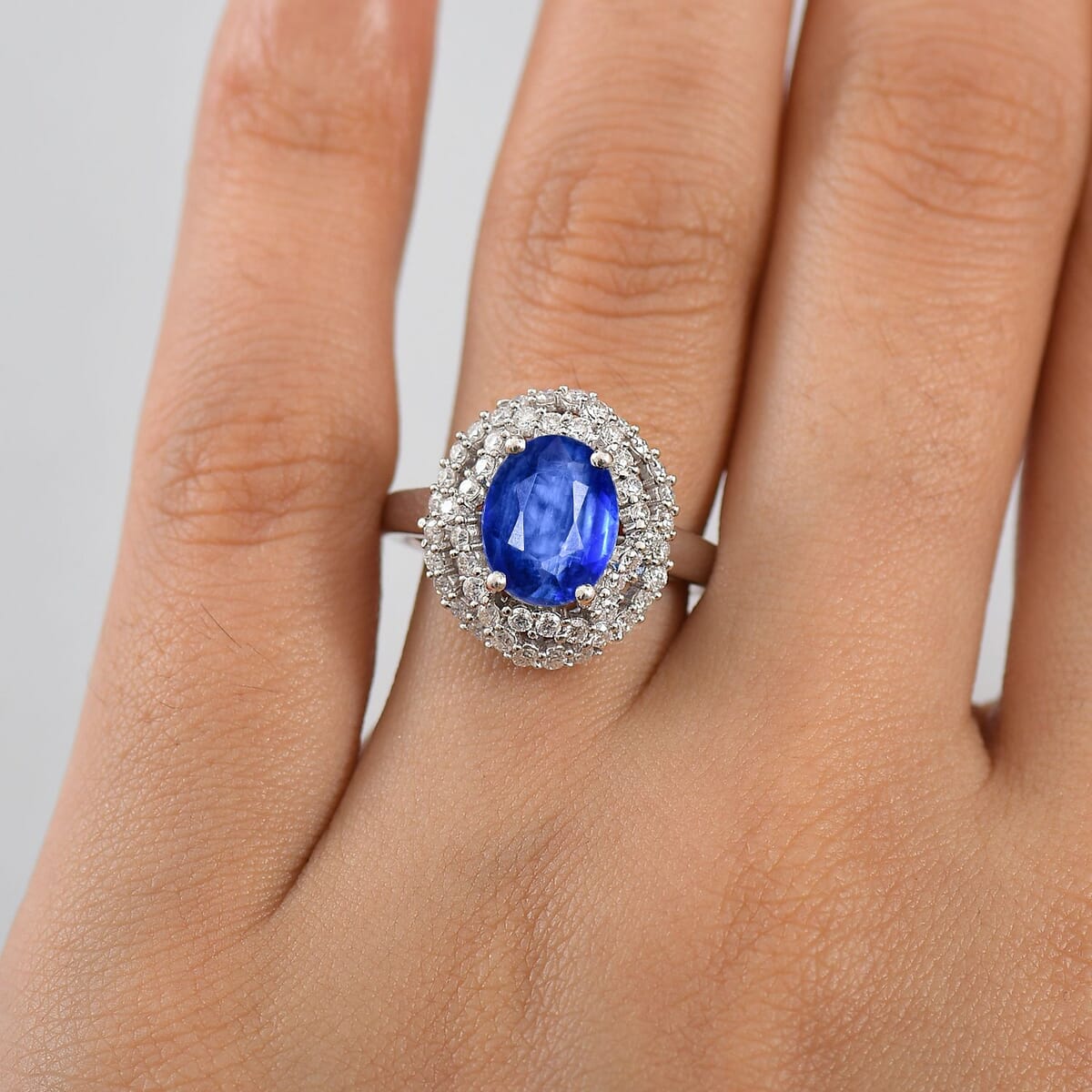 D'Joy Kashmir Kyanite and Moissanite 4.10 ctw Cosmic Empress Ring in Rhodium Over Sterling Silver (Size 7.0) image number 2