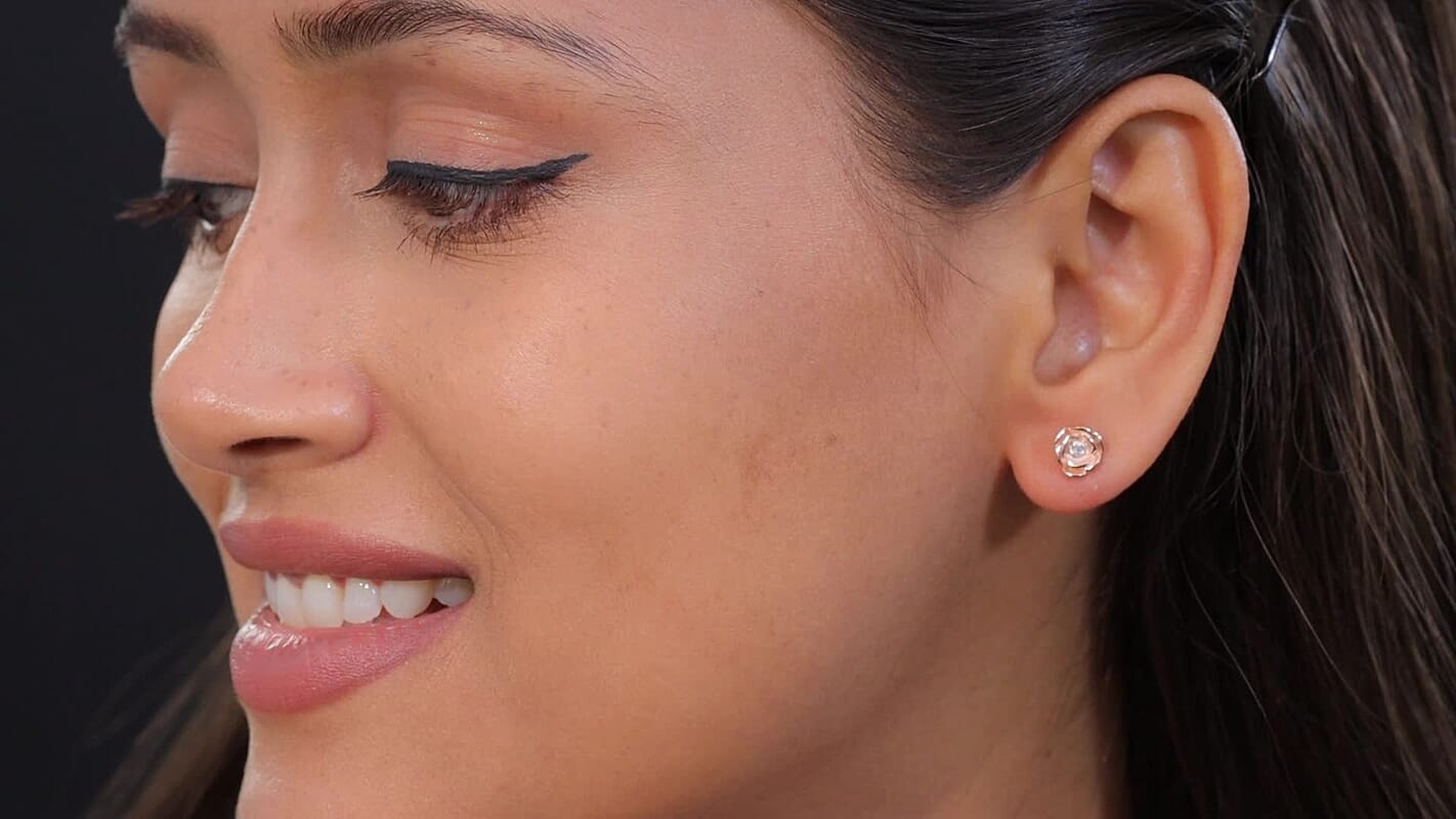 Luxuriant Lab Grown Diamond (VS) Solitaire Stud Earrings in 18K Vermeil RG Over Sterling Silver