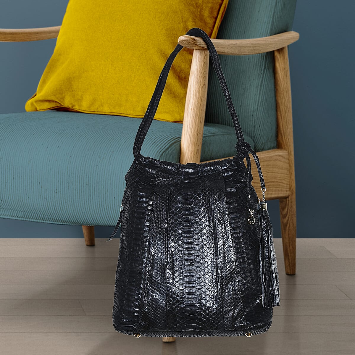 The Grand Pelle Black 100% Genuine Python Leather Tote Bag image number 1