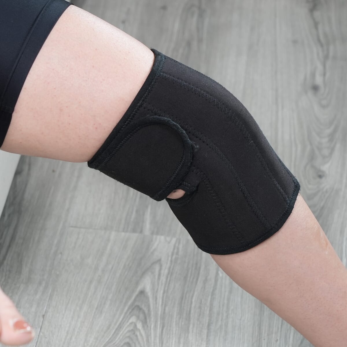 Black Special Size Knee Cap Hinge with Shungite Powder Outward image number 4