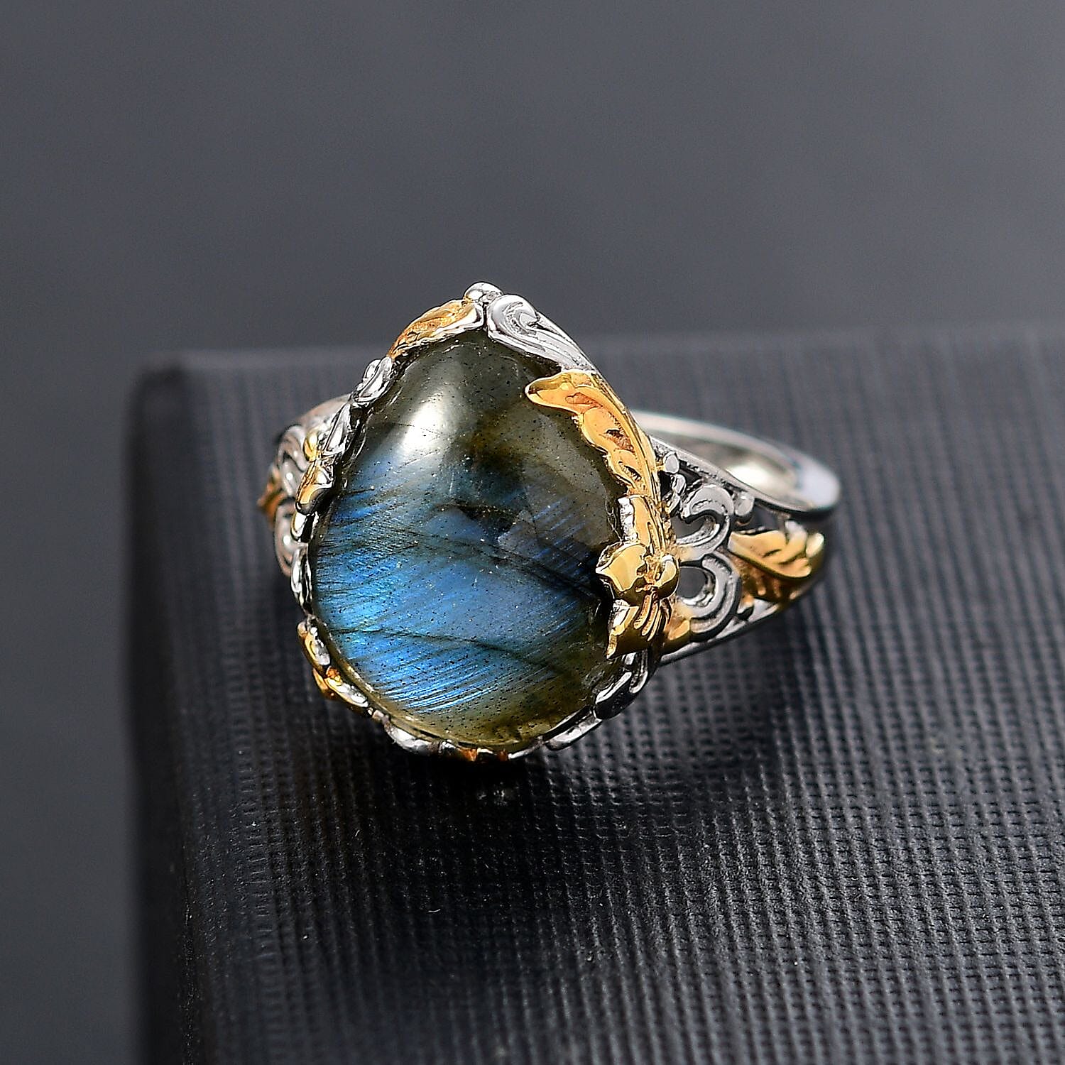 Malagasy Labradorite 8.85 ctw Ring in Rhodium and 18K Vermeil YG Over Sterling Silver (Size 10.0)