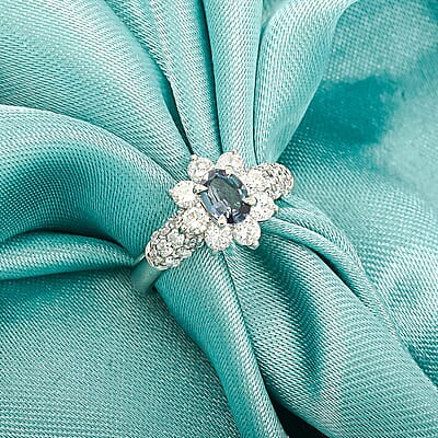 Chairman Vault Collection Certified & Appraised AAAA Brazilian Alexandrite and E-F VS Diamond 1.46 ctw Ring in 900 Platinum (Size 10.0) 5.80 Grams