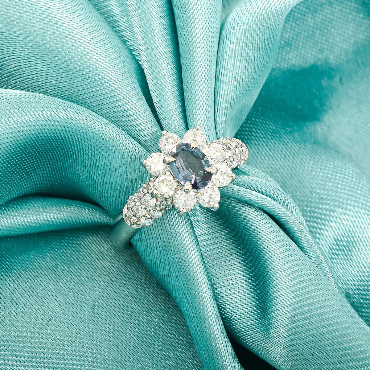 Chairman Vault Collection Certified & Appraised AAAA Brazilian Alexandrite and E-F VS Diamond 1.46 ctw Ring in 900 Platinum (Size 7.0) 5.80 Grams image number 1