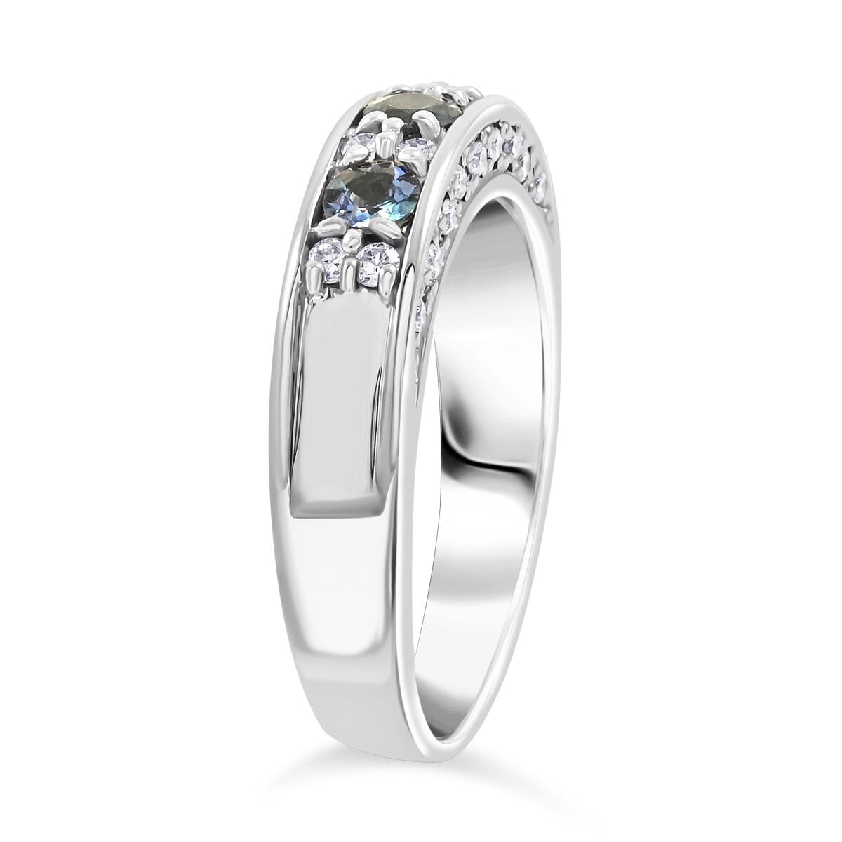 Chairman Vault Collection Certified & Appraised AAAA Brazilian Alexandrite and E-F VS Diamond 0.74 ctw Ring in 900 Platinum (Size 7.0) 9.30 Grams image number 3
