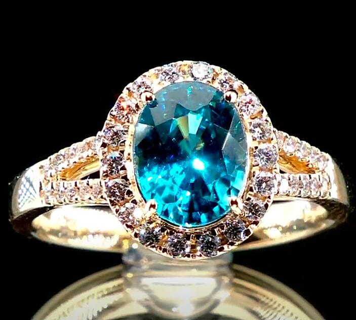 Certified & Appraised Iliana AAAA Cambodian Blue Zircon and G-H SI Diamond 3.35 ctw Ring in 18K Yellow Gold(Size 9.0) 5.10 Grams