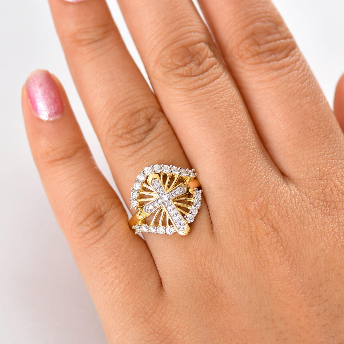 D'Joy Moissanite 0.75 ctw Ring in 18K Vermeil Yellow Gold Over Sterling Silver (Size 10.0)  image number 2