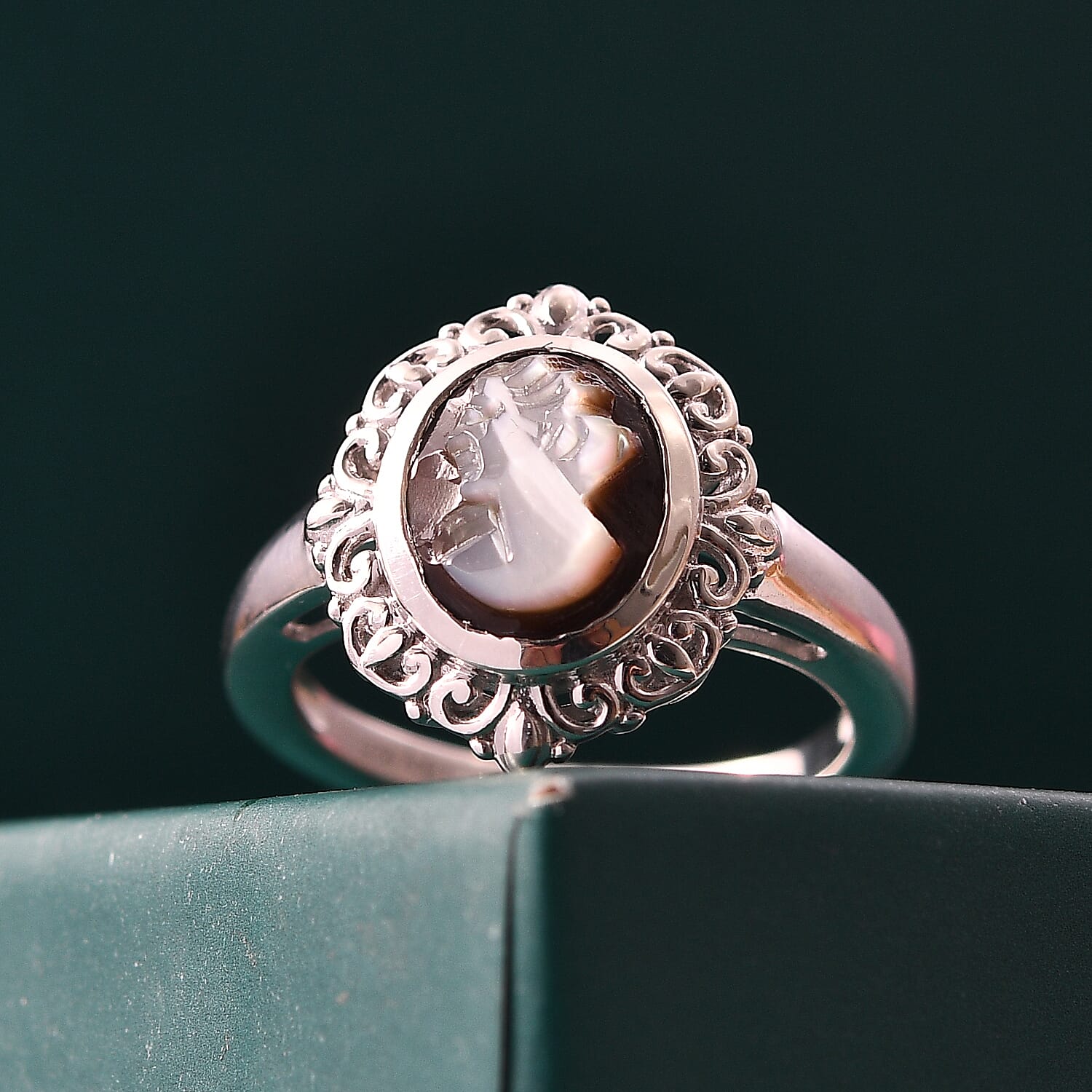 D'Joy Natural Italian Conch Cameo 1.50 ctw Timeless Love Ring in Rhodium Over Sterling Silver (Size 10.0)