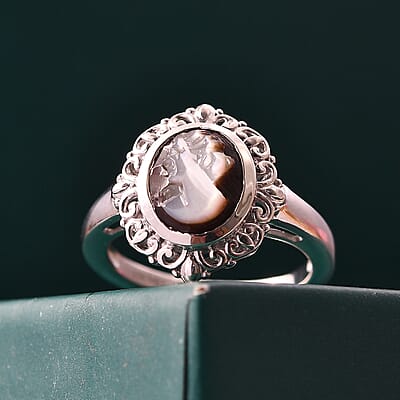 D'Joy Natural Italian Conch Cameo 1.50 ctw Timeless Love Ring in Rhodium Over Sterling Silver (Size 10.0)