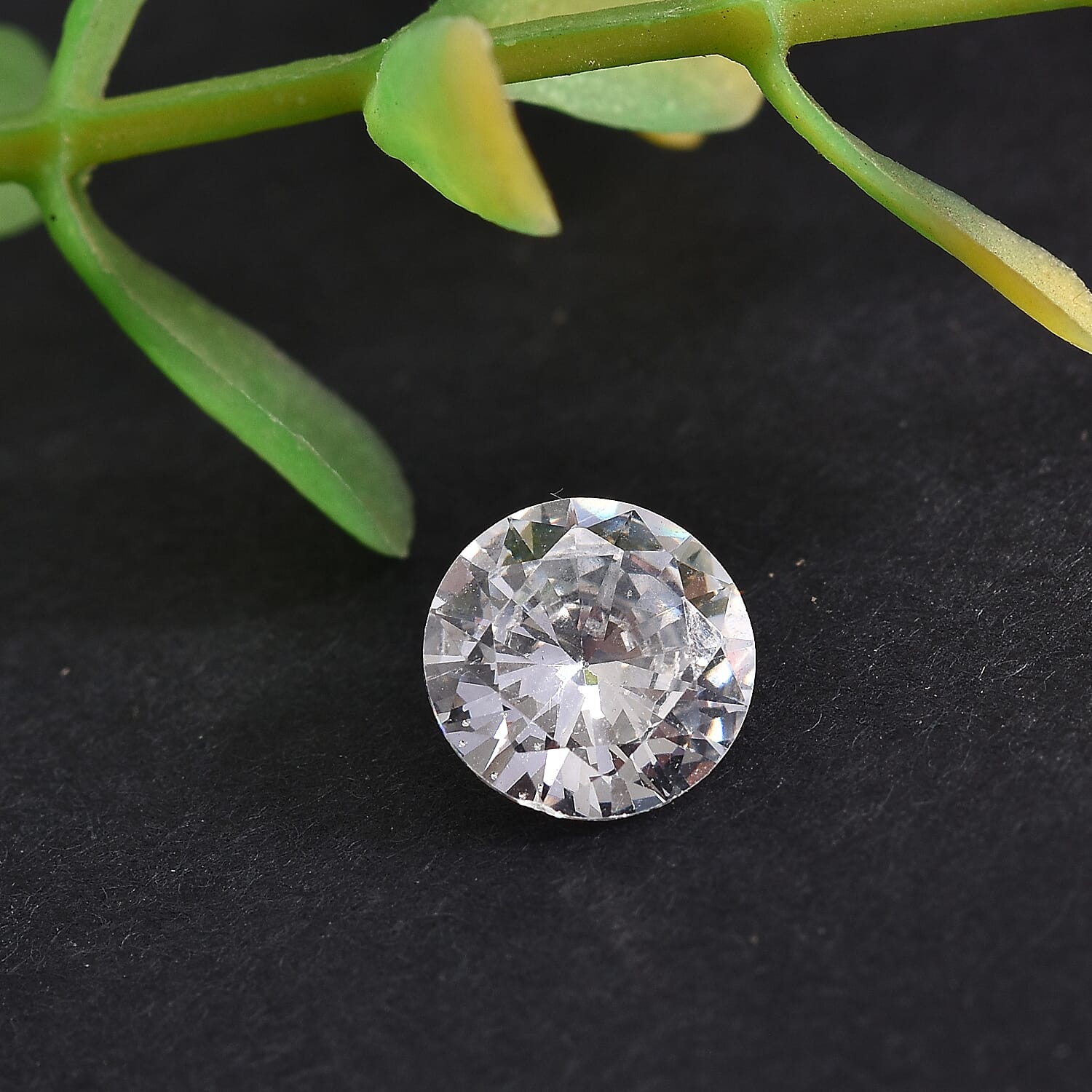 Simulated Diamond (Rnd 7 mm) 1.94 ctw Loose Gemstone