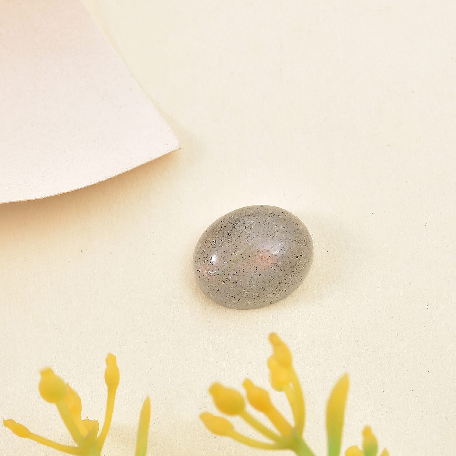 Madagascar Fire Labradorite (Ovl 11x9 mm) Loose Gemstone 3.73 ctw Loose Gemstone