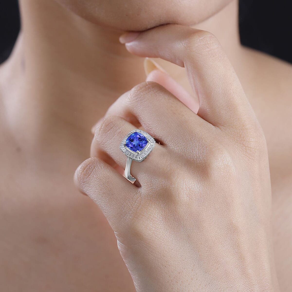 Luxoro Premium Tanzanite and G-H I2 Diamond 2.85 ctw Ring in 14K White Gold (Size 7.5) (Del. in 10-12 Days) image number 1