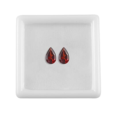Mozambique Garnet Set of 2 (Pear 8x5mm) 1.95 ctw Loose Gemstone