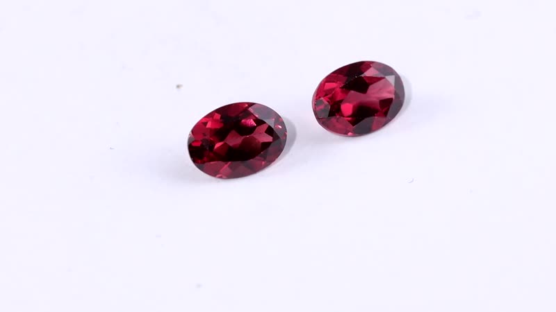 AAA Orissa Rose Garnet Set of 2 (Ovl 7x5mm) 1.88 ctw Loose Gemstone