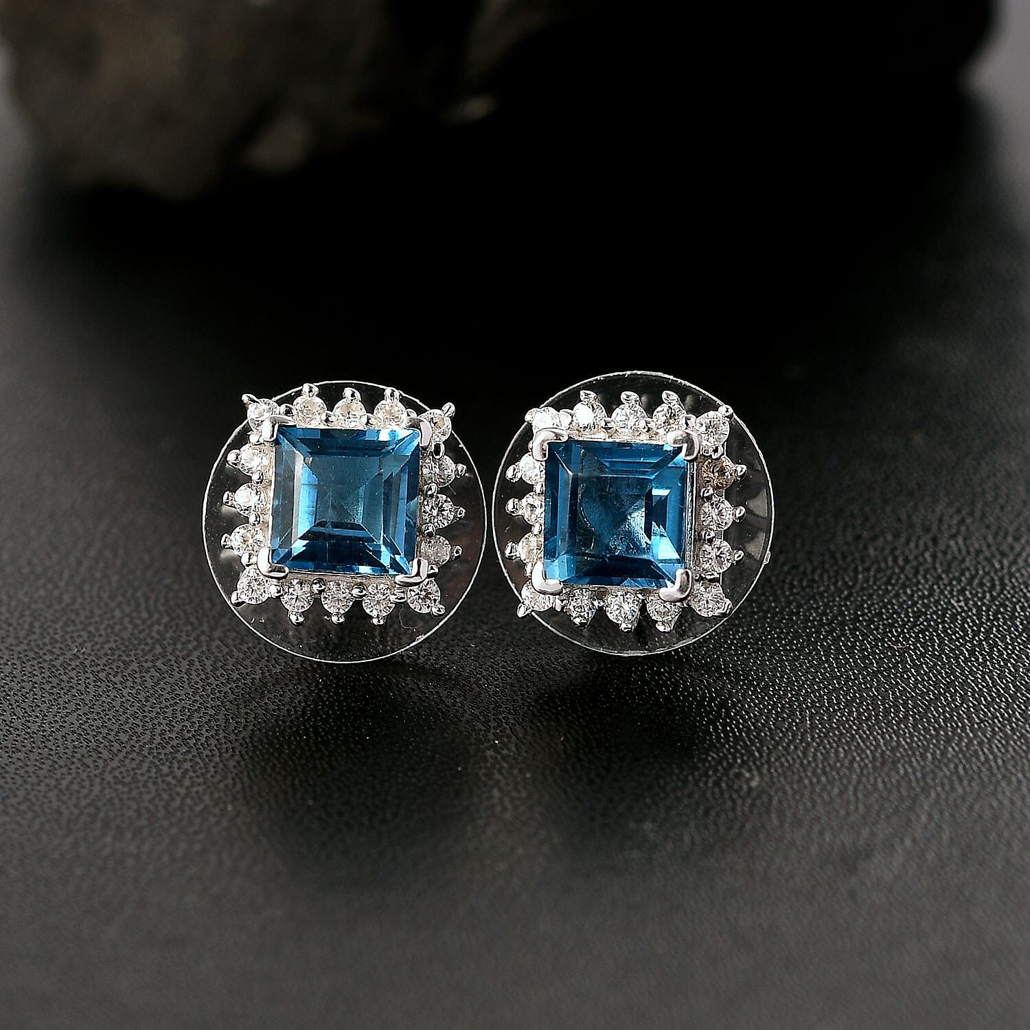 Default Title - Product card gallery slide 2 (10146059714843)