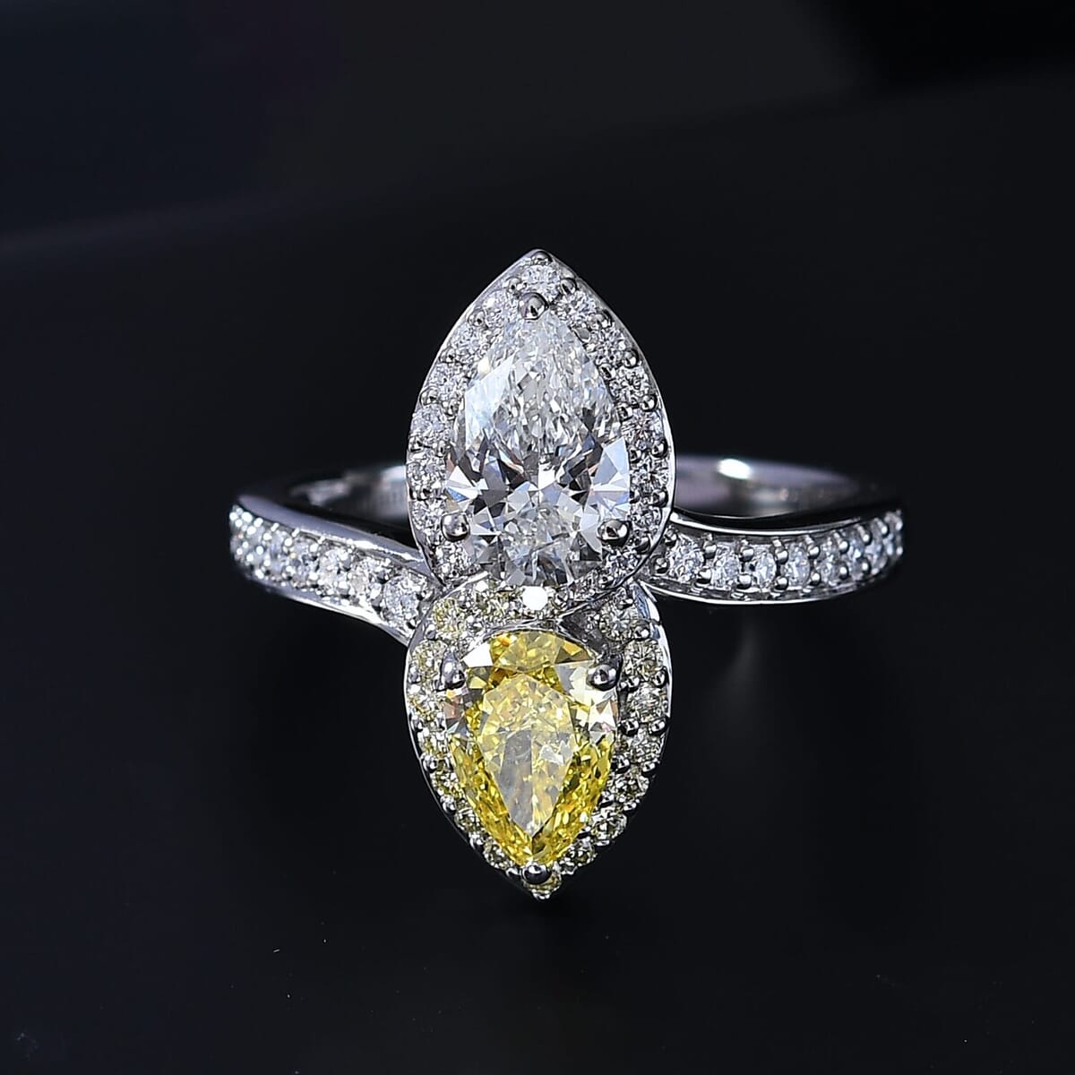 950 Platinum Luxuriant Lab Grown Yellow Diamond (VS) Ring (Size 6.0) 2.50 ctw image number 1