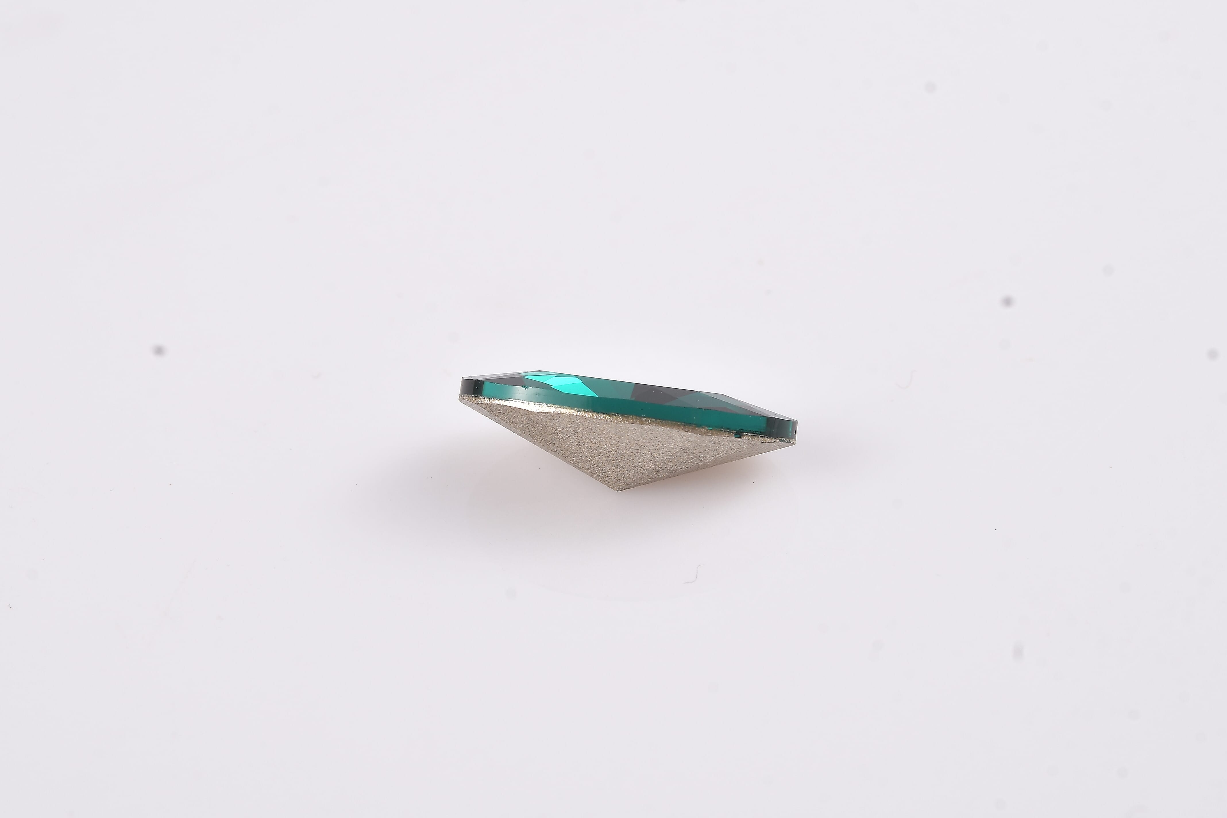 Default Title - Product card gallery slide 2 (9432720736511)