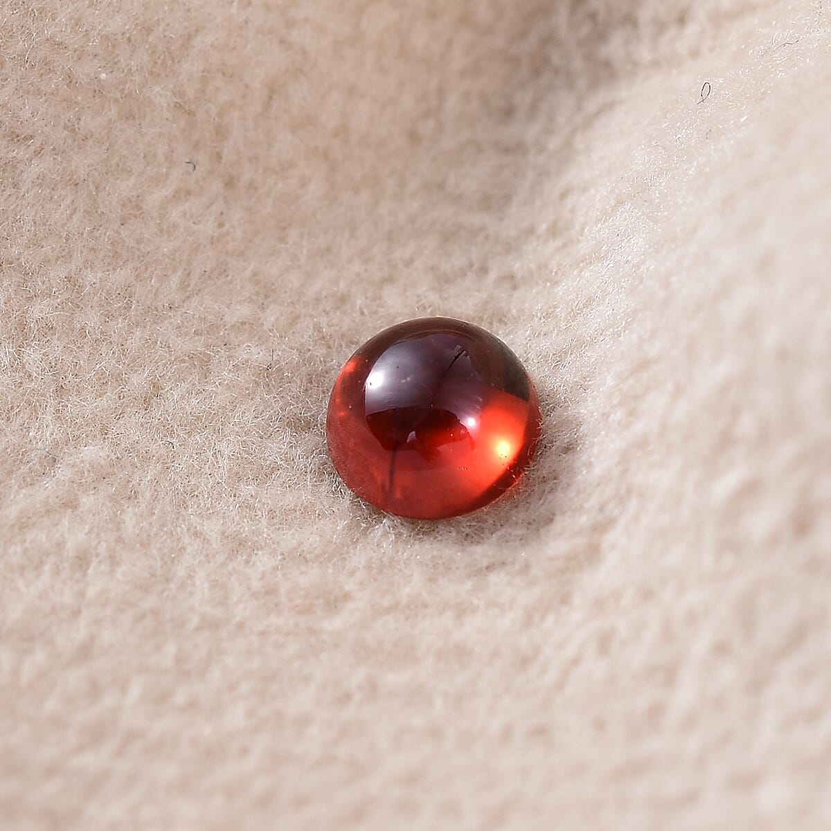 Mozambique Garnet (Rnd 5 mm) 0.75 ctw Loose Gemstone image number 1