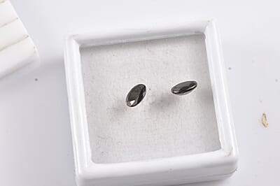 Set of 2 Elite Shungite (Oval 7x5 mm) 0.84 ctw Loose Gemstone