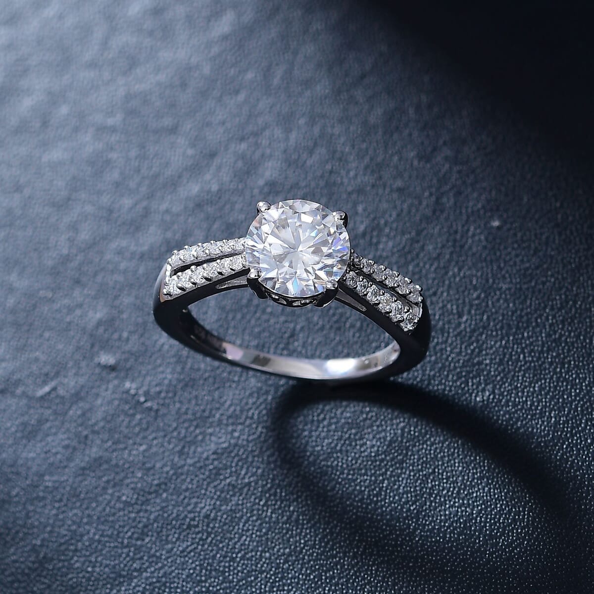 D'Joy Moissanite 2.20 ctw Bow Ring in Rhodium Over Sterling Silver (Size 8.0) image number 1