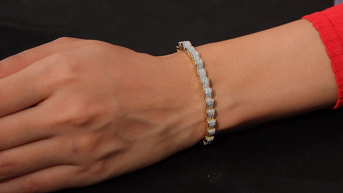 Luxuriant Lab Grown Diamond G-H SI 4.50 ctw Tennis Bracelet in 18K Vermeil Yellow Gold Over Sterling Silver (7.25 In)