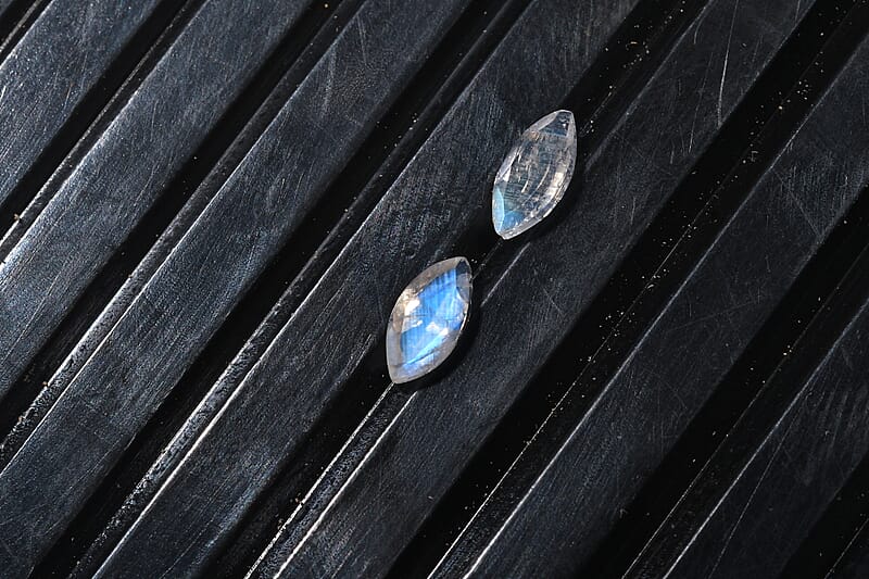 Rainbow Moonstone (Mrq 6x3 mm) 0.24 ctw Loose Gemstone