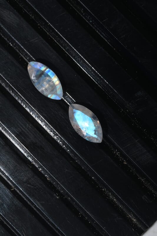 Rainbow Moonstone (Mrq 8x4 mm) 0.98 ctw Loose Gemstone