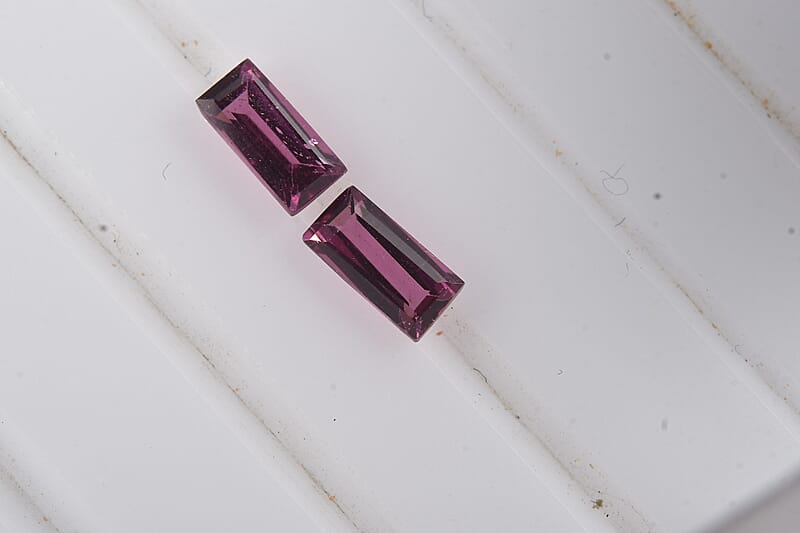 Orissa Rhodolite Garnet (Bgt 5x2.5 mm) 0.50 ctw Loose Gemstone