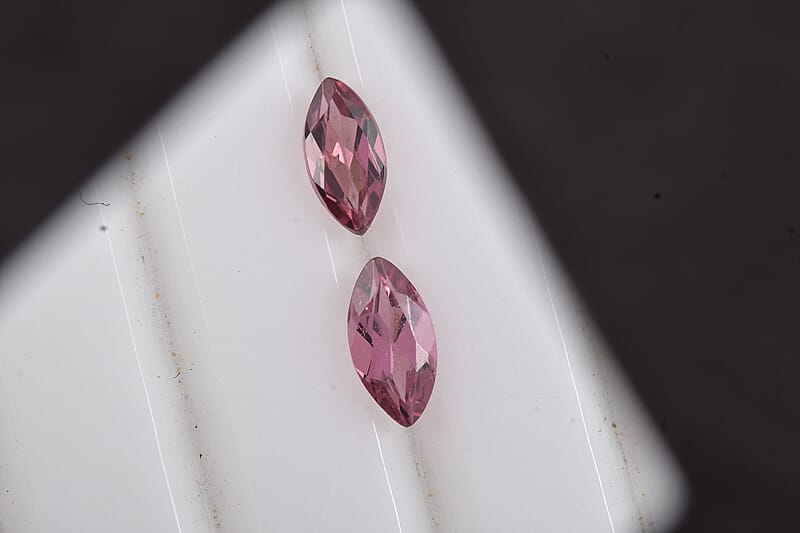 Orissa Rhodolite Garnet (Mrq 6x3 mm) 0.54 ctw Loose Gemstone