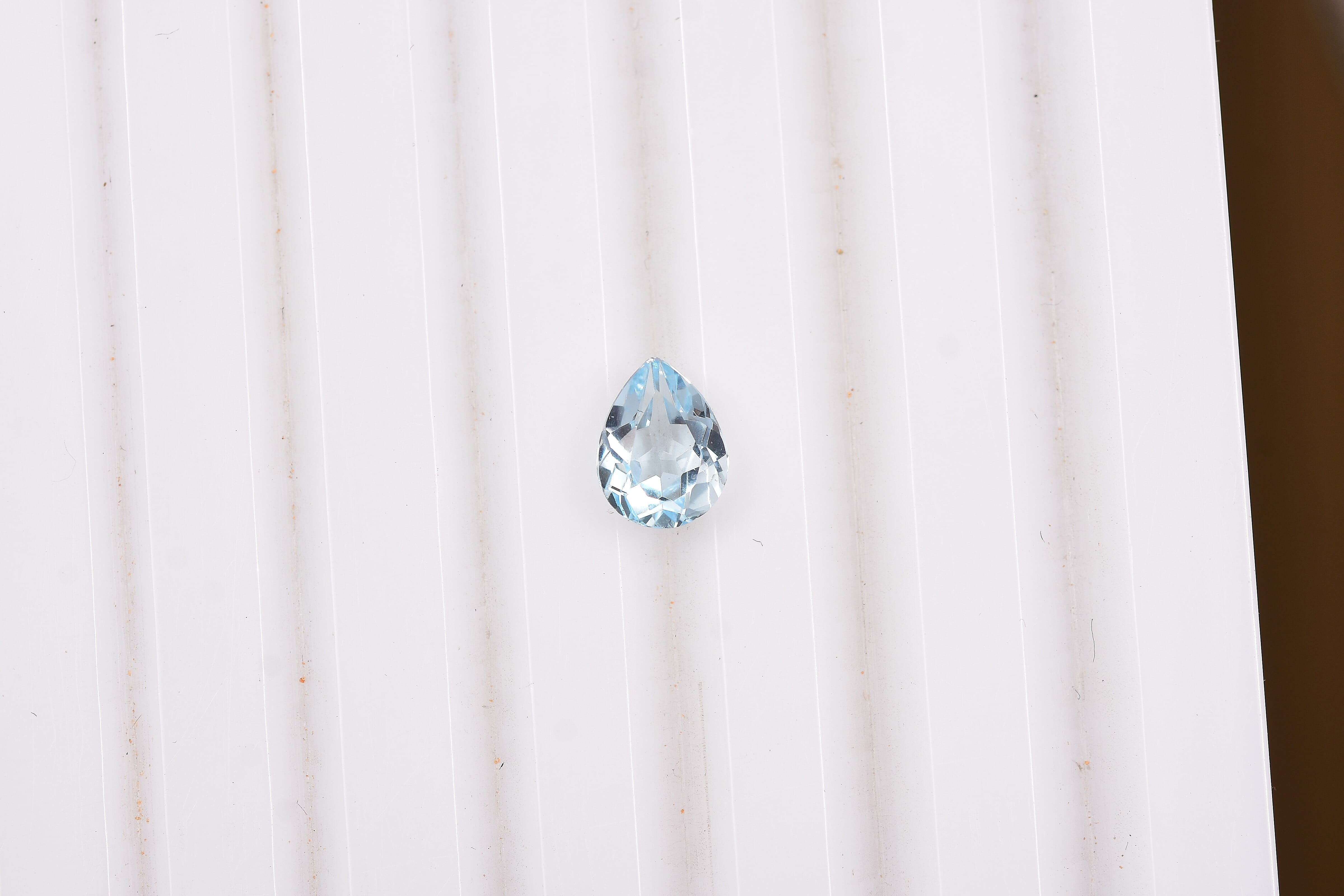 Skyblue Topaz (Pear 8x6 mm) 1.14 ctw Loose Gemstone