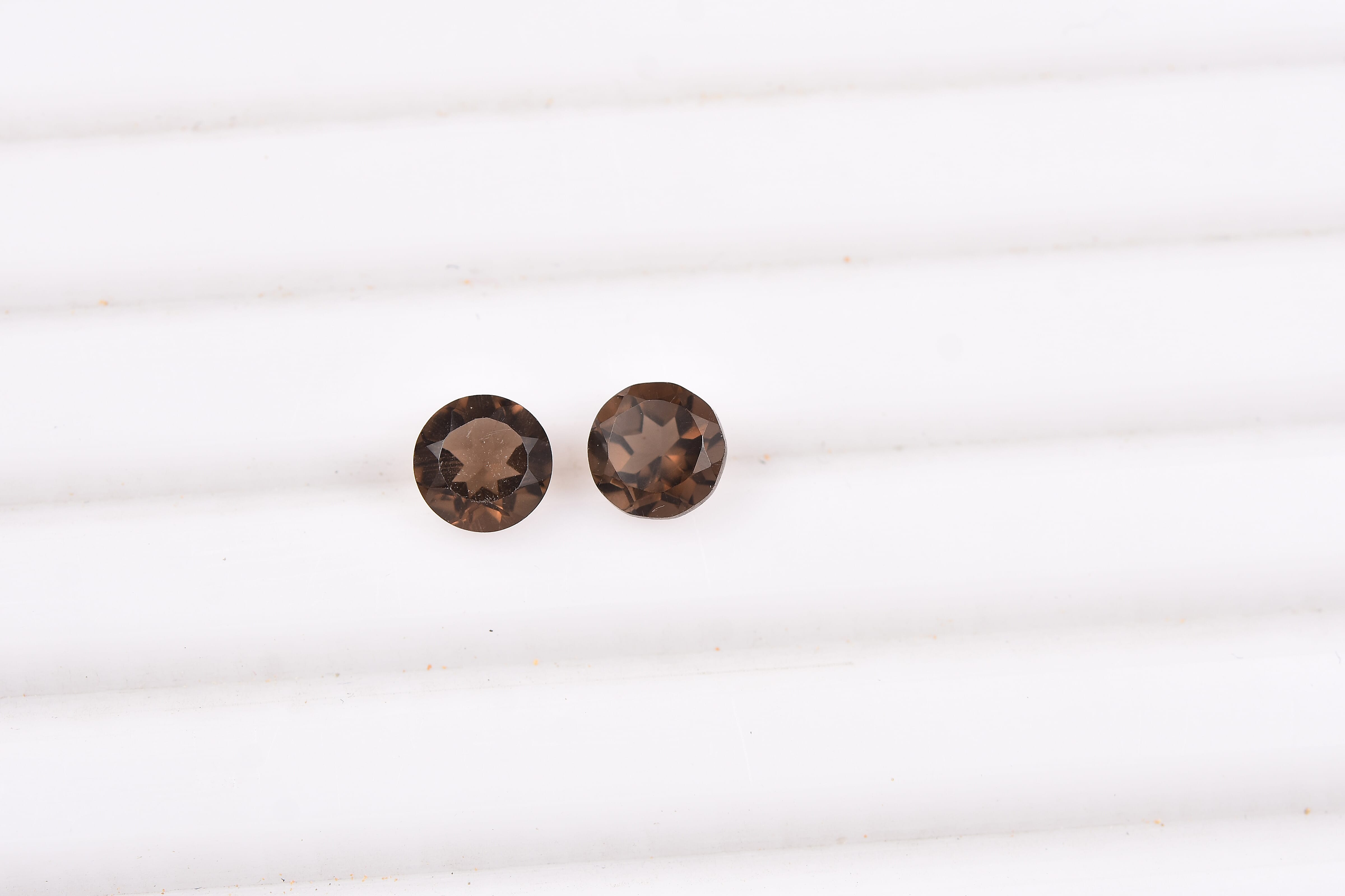 Smoky Quartz (Rnd 6 mm) 1.35 ctw Loose Gemstone