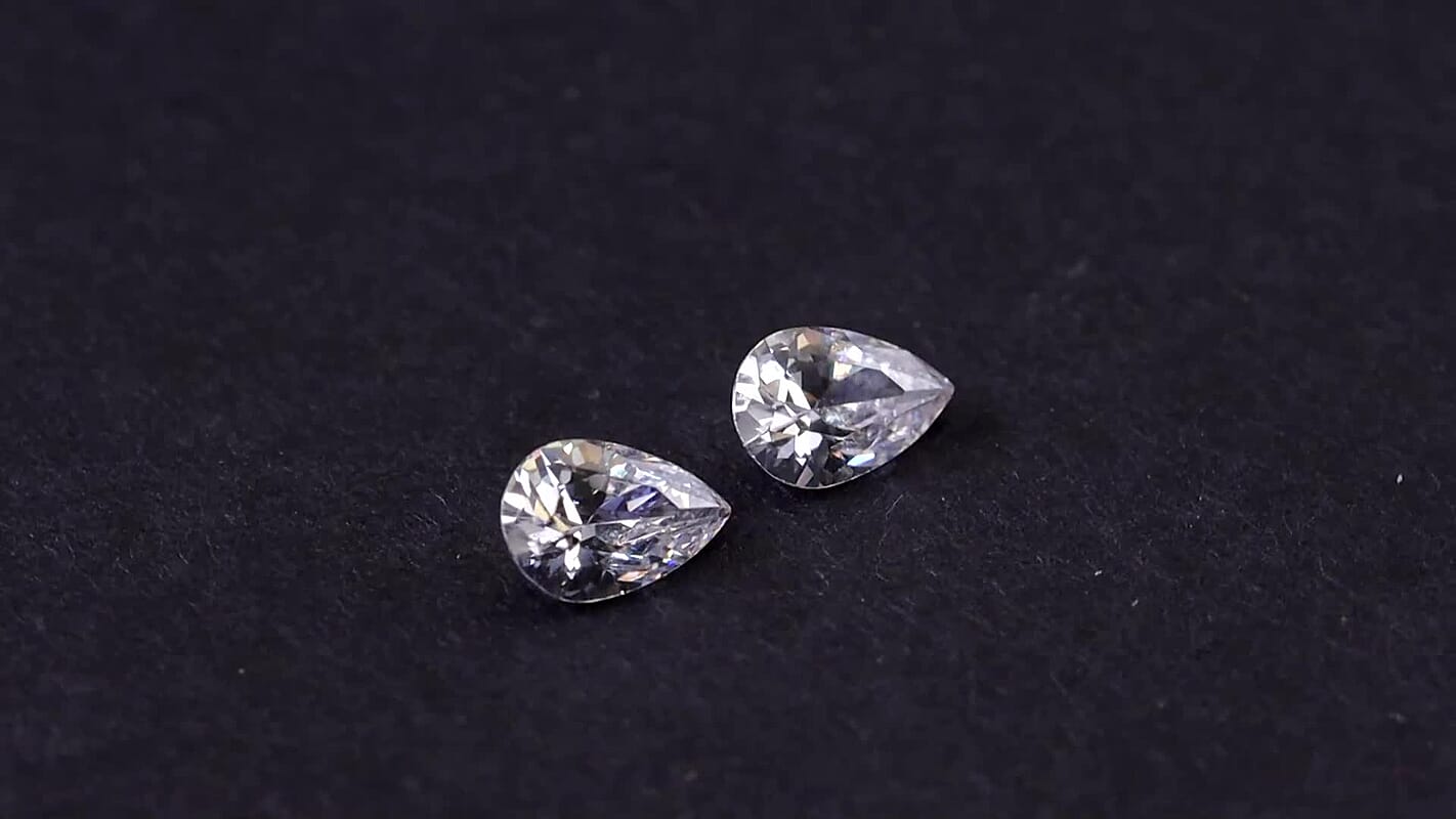 Simulated Diamond (Pear 6x4mm) 1.17 ctw Loose Gemstone